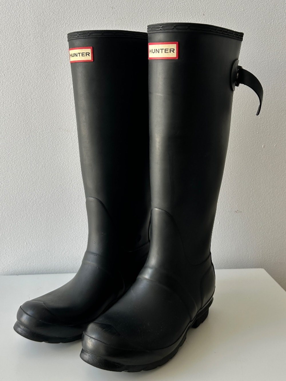 HUNTER tall rain boots in black